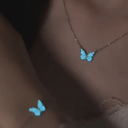 Joyas de mariposa con cargo